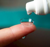 Contact Care 101: The Do’s And Don’ts