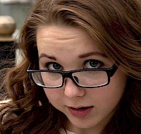 Tips for Pairing Makeup With Glasses