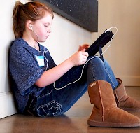 Your Kids Can Get Digital Eye Strain Too